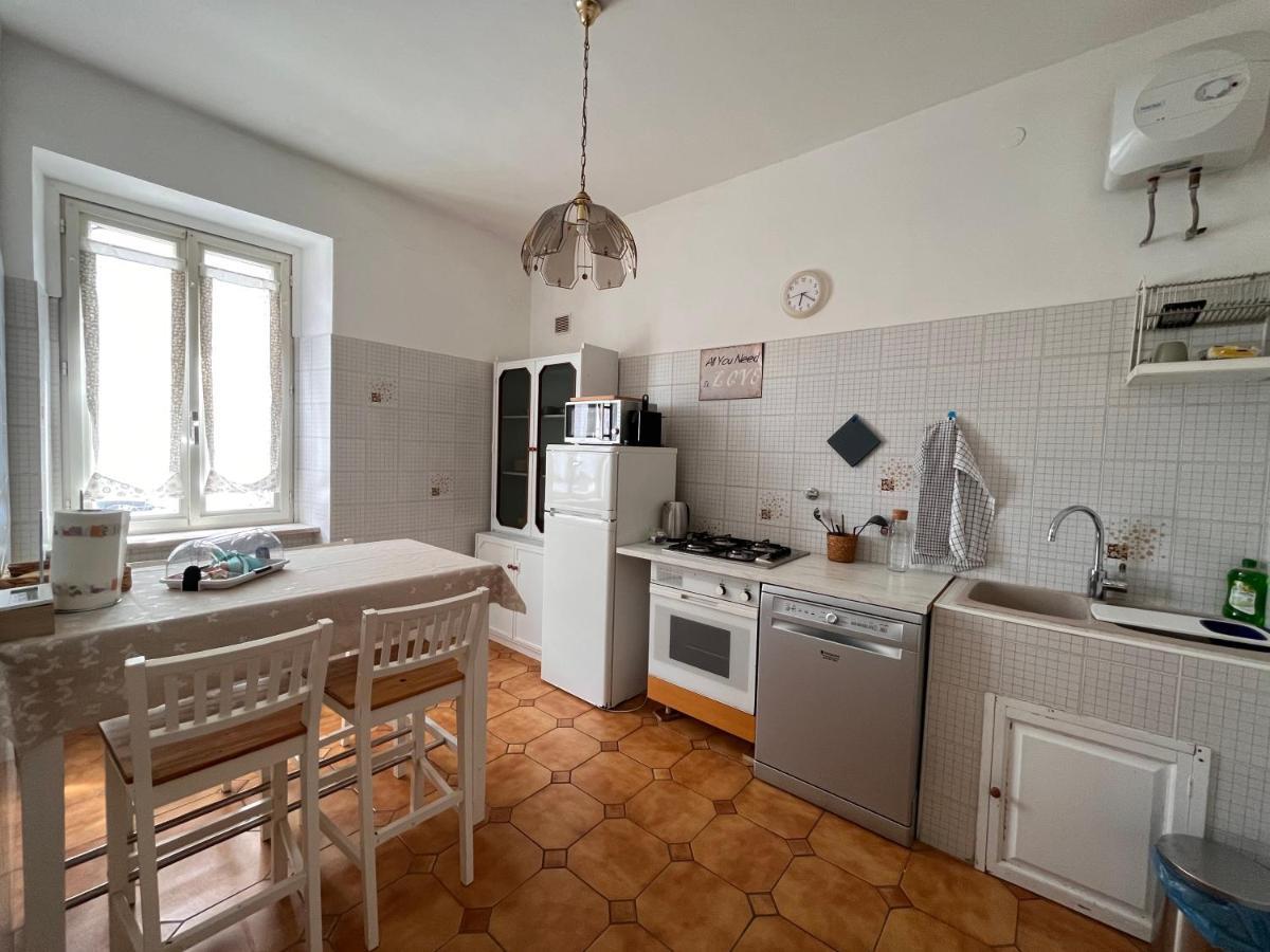 Appartamento 45°-13° Nord Est Trieste Esterno foto